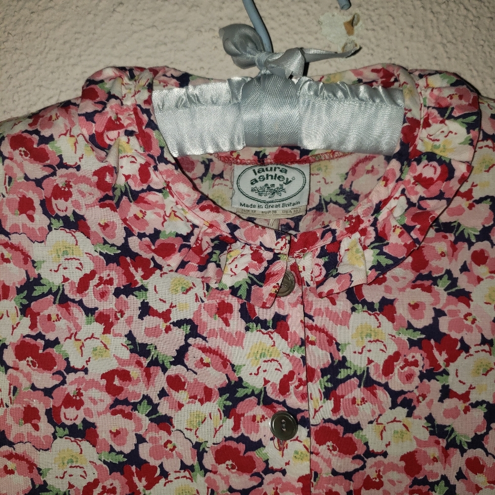 LAURA ASHLEY Vintage 80s Puff Sleeve Red Floral Button Up Dress 30" Waist 10 - Picture 3 of 14